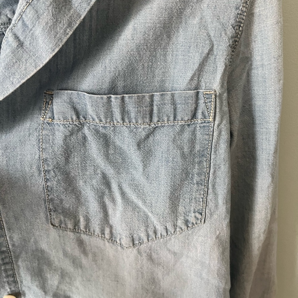 Madewell Blue Fitted 3/4 Sleeve Button Down Shirt - Picture 12 of 14